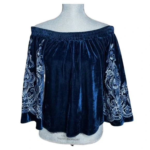 NWT ~ MISA LOS ANGELES LINEZ TOP - Picture 3 of 10